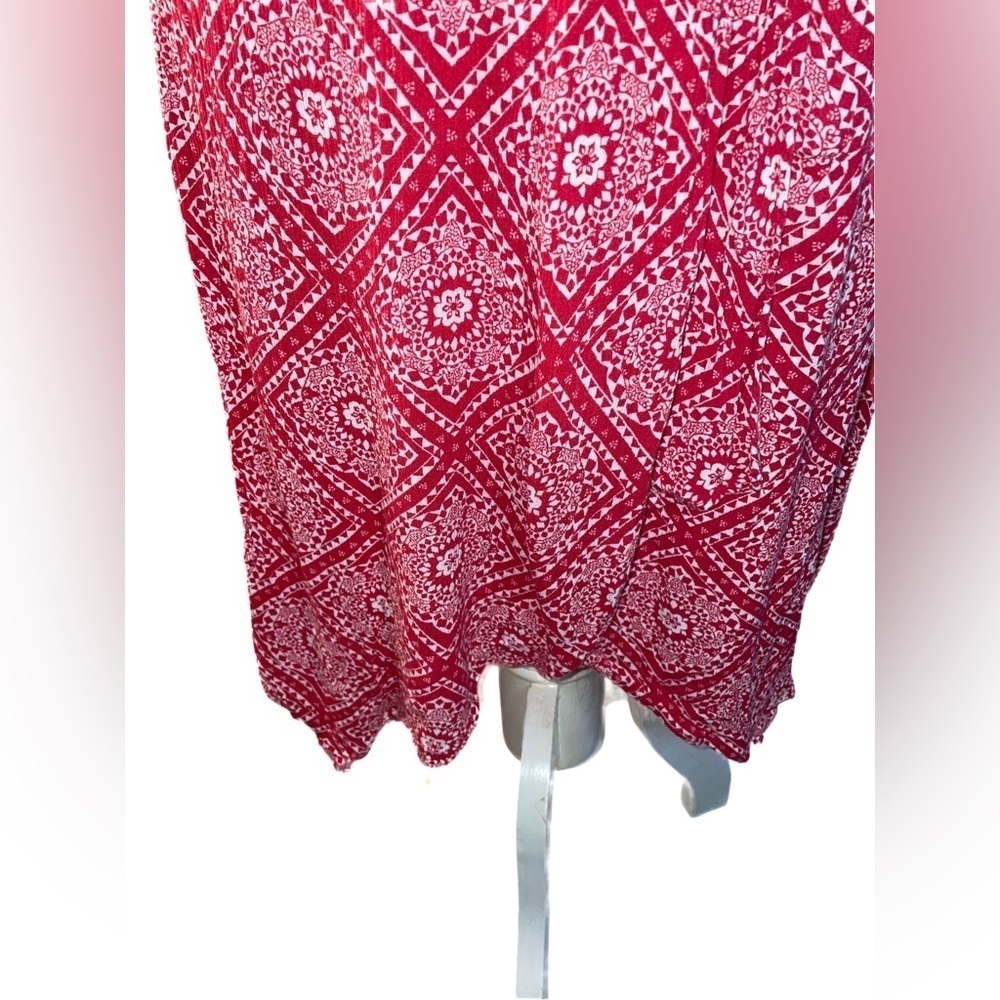 Faded Glory Women's Short Woven Asymmetrical Diamond Pattern Skirt Size Small - Picture 2 of 9
